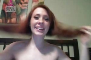 Roșcată boob bliț