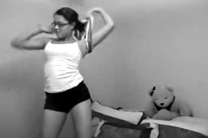 Asiatice teen strip